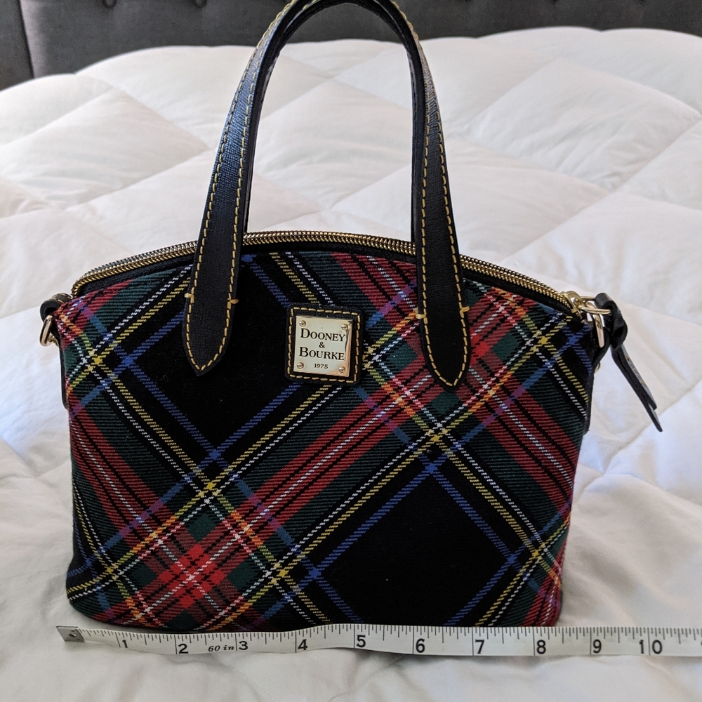 Tartan satchel🍁